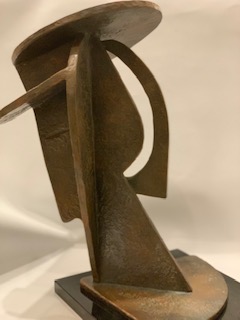 Alexander Archipenko was born in Kiev, (Russian Empire, now Ukraine) in 1887, to Porfiry Antonowych Archipenko and Poroskowia Vassylivna Machowa Archipenko; he was the younger brother of Eugene Archipenko.